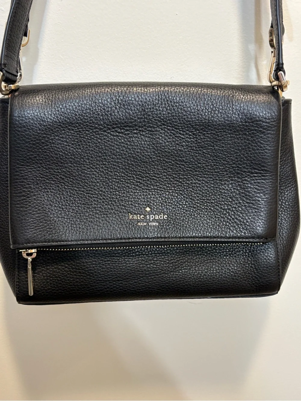 Kate Spade New York Leila Pebbled Leather Medium Flap Shoulder Bag - Picture 2 of 9